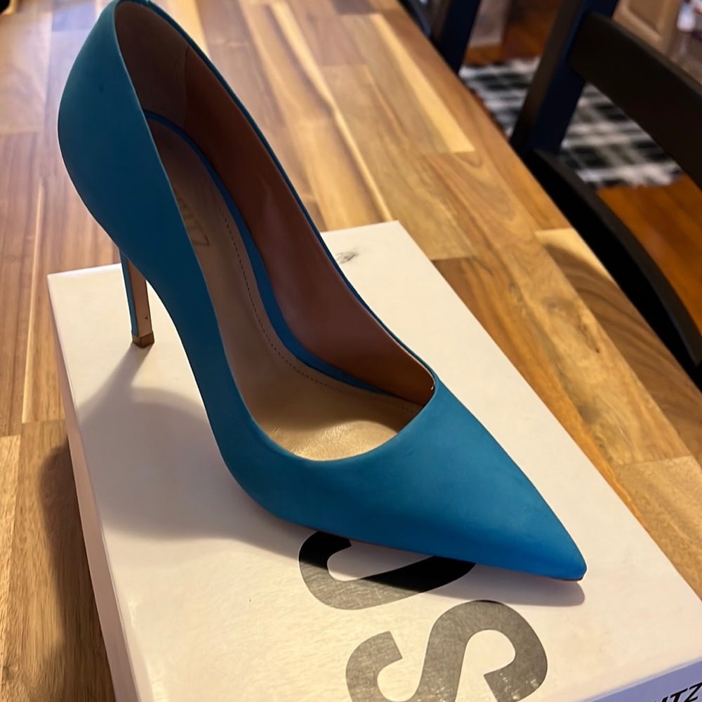 Schutz teal suede pumps new in box